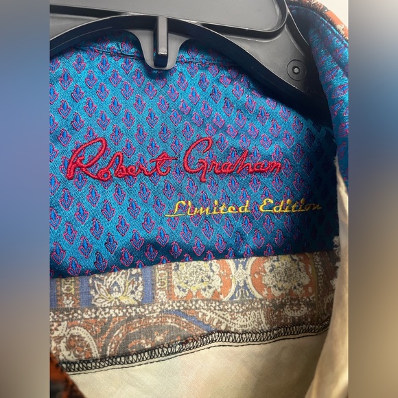 Robert Graham Limited Edition | Koster Long Sleeve Sport Shirt | Size: Medium - Picture 5 of 5